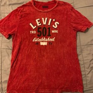 Levi’s T-Shirt!